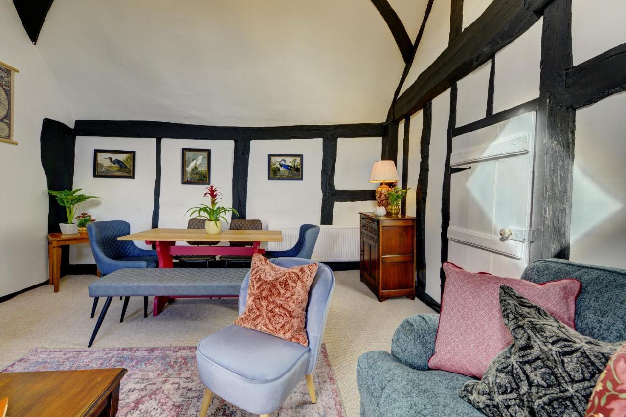 Loft Cottage By Spa Town Property - 2 Bed Tudor Retreat Near To Stratford-Upon-Avon, Warwick & Solihull Bagian luar foto