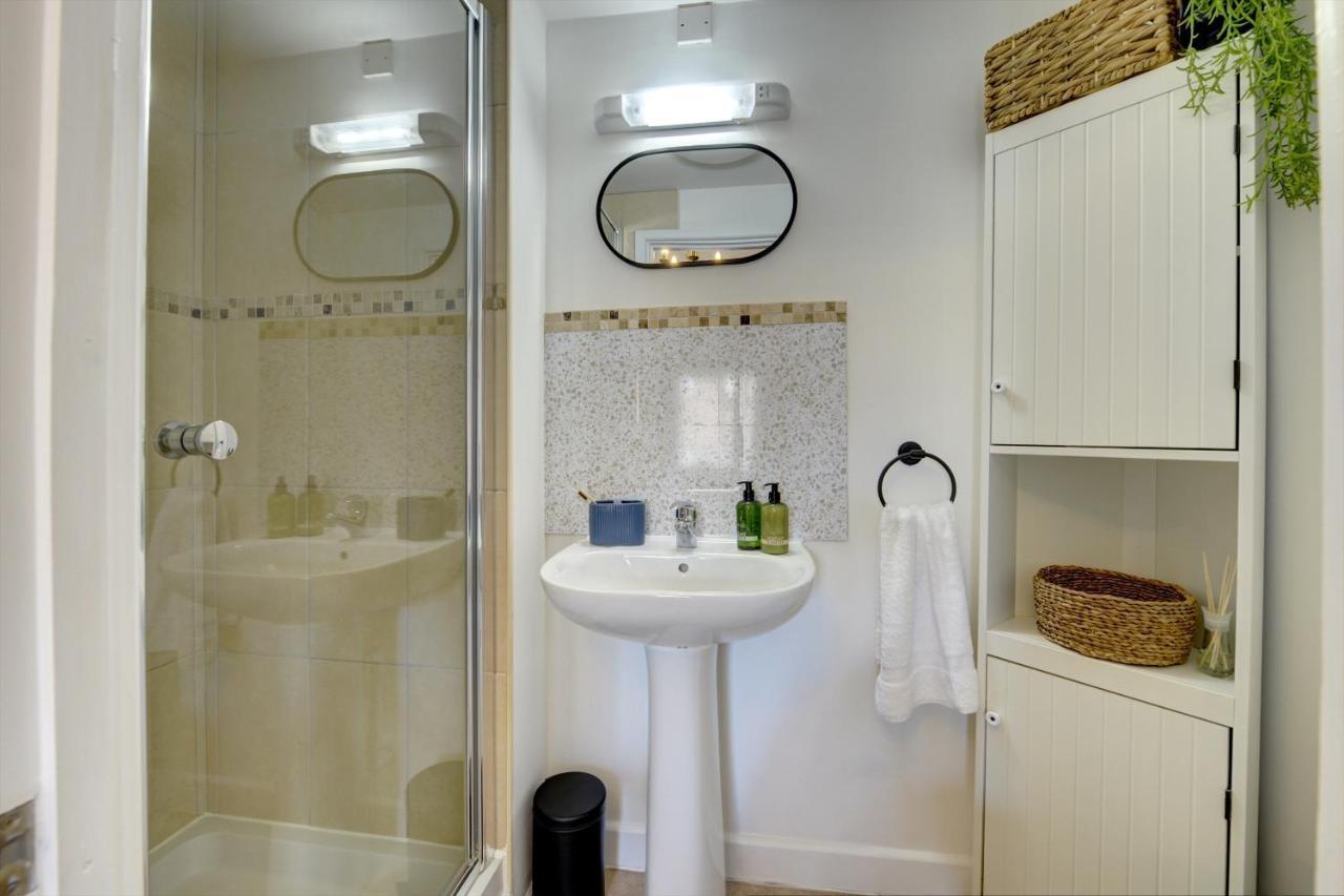 Loft Cottage By Spa Town Property - 2 Bed Tudor Retreat Near To Stratford-Upon-Avon, Warwick & Solihull Bagian luar foto