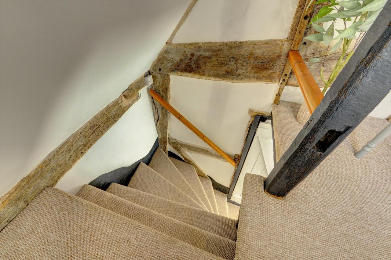 Loft Cottage By Spa Town Property - 2 Bed Tudor Retreat Near To Stratford-Upon-Avon, Warwick & Solihull Bagian luar foto